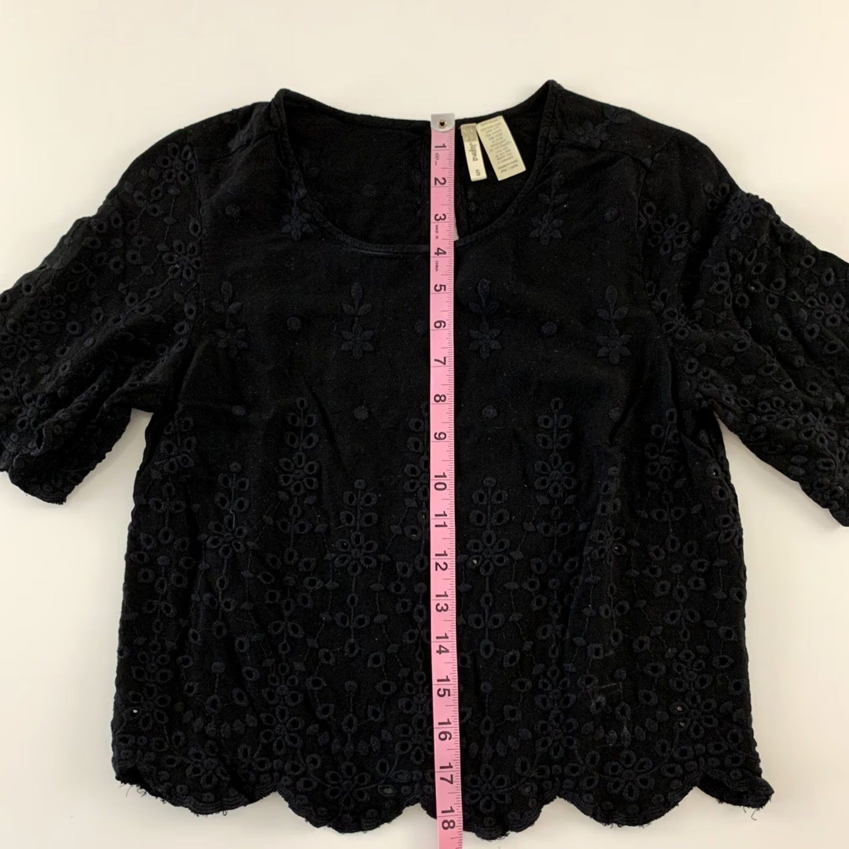 Vintage Japna Short Sleeve Cropped Eyehole Top Women's Size S Solid Black Size S / US 4 / IT 40 - 6 Thumbnail