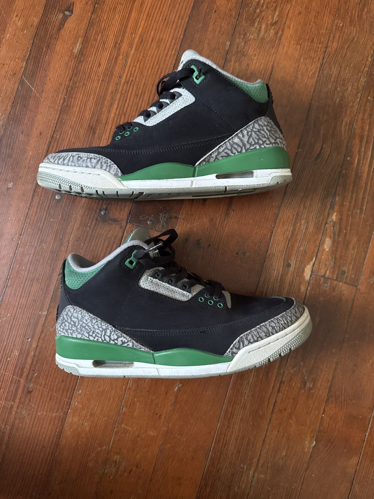 Jordan Brand Jordan 3 pine green Size US 8 / EU 41 - 1 Thumbnail