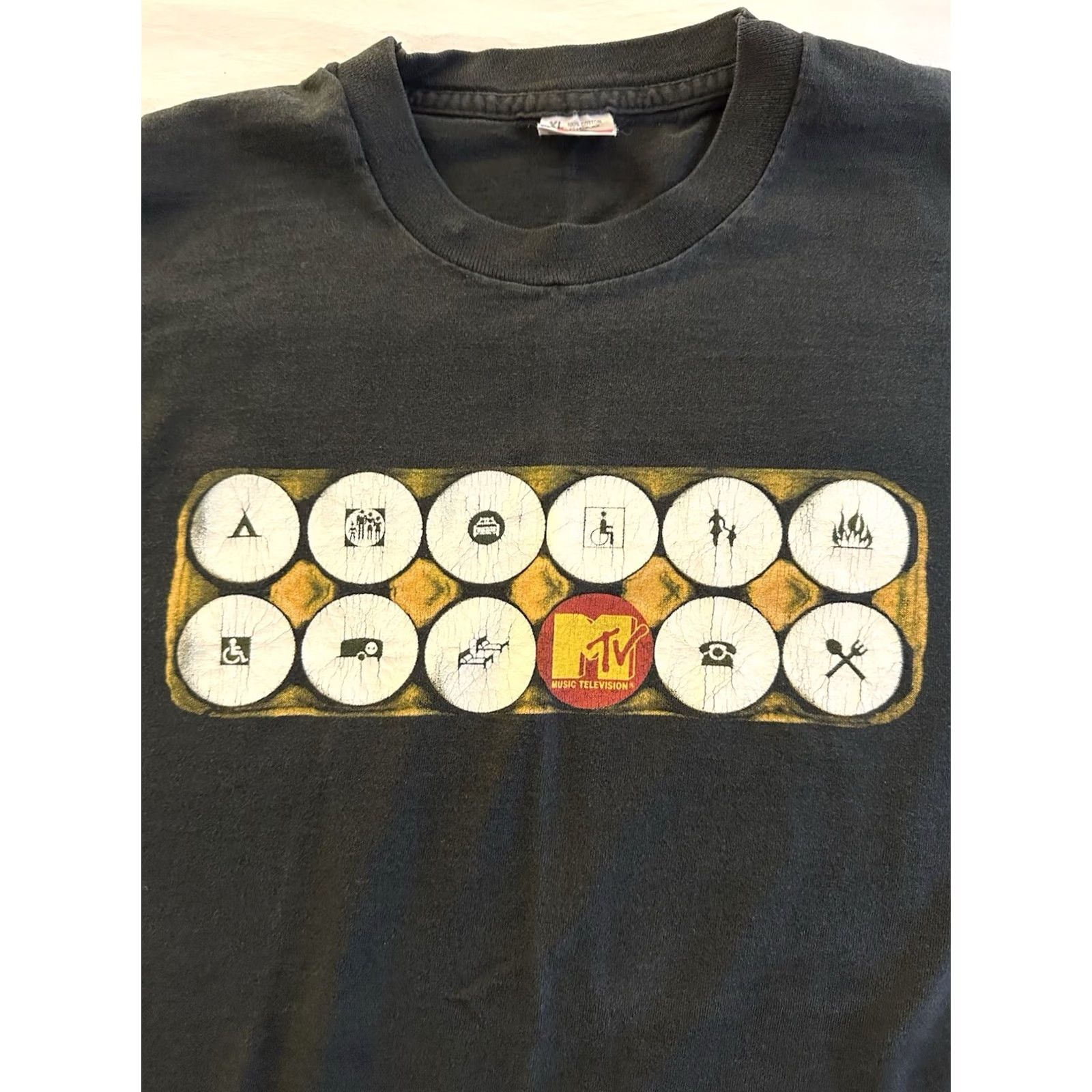 Fruit Of The Loom VINTAGE MTV T Shirt Single Stitch Sz XL 90’s Logo Pop Culture Music Tv Shirt Mens Black Size US XL / EU 56 / 4 - 2 Thumbnail