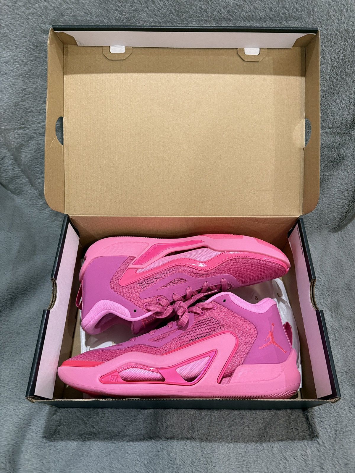 Nike Jordan Tatum 1 “Breast Cancer Awareness” PE Promo DS 10.5 Size US 10.5 / EU 43-44 - 11 Thumbnail