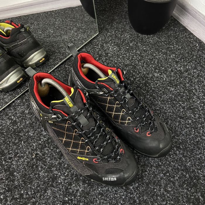 salewa vibram gore tex