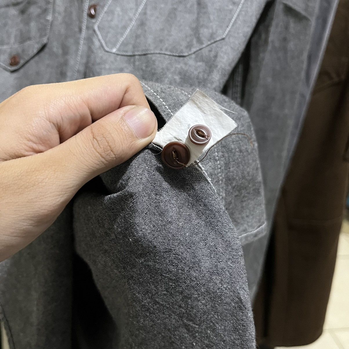 Yohji Yamamoto Vintage FrizmWork Unique Pocket Long sleeve button shirt Size US XL / EU 56 / 4 - 6 Thumbnail