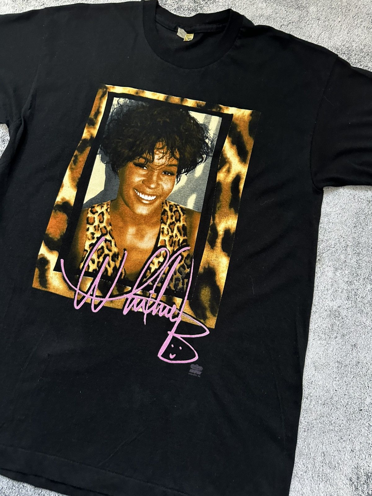 Band Tees 1993 Whitney Houston Vintage T-shirt I Will Always Love You Size US L / EU 52-54 / 3 - 6 Thumbnail