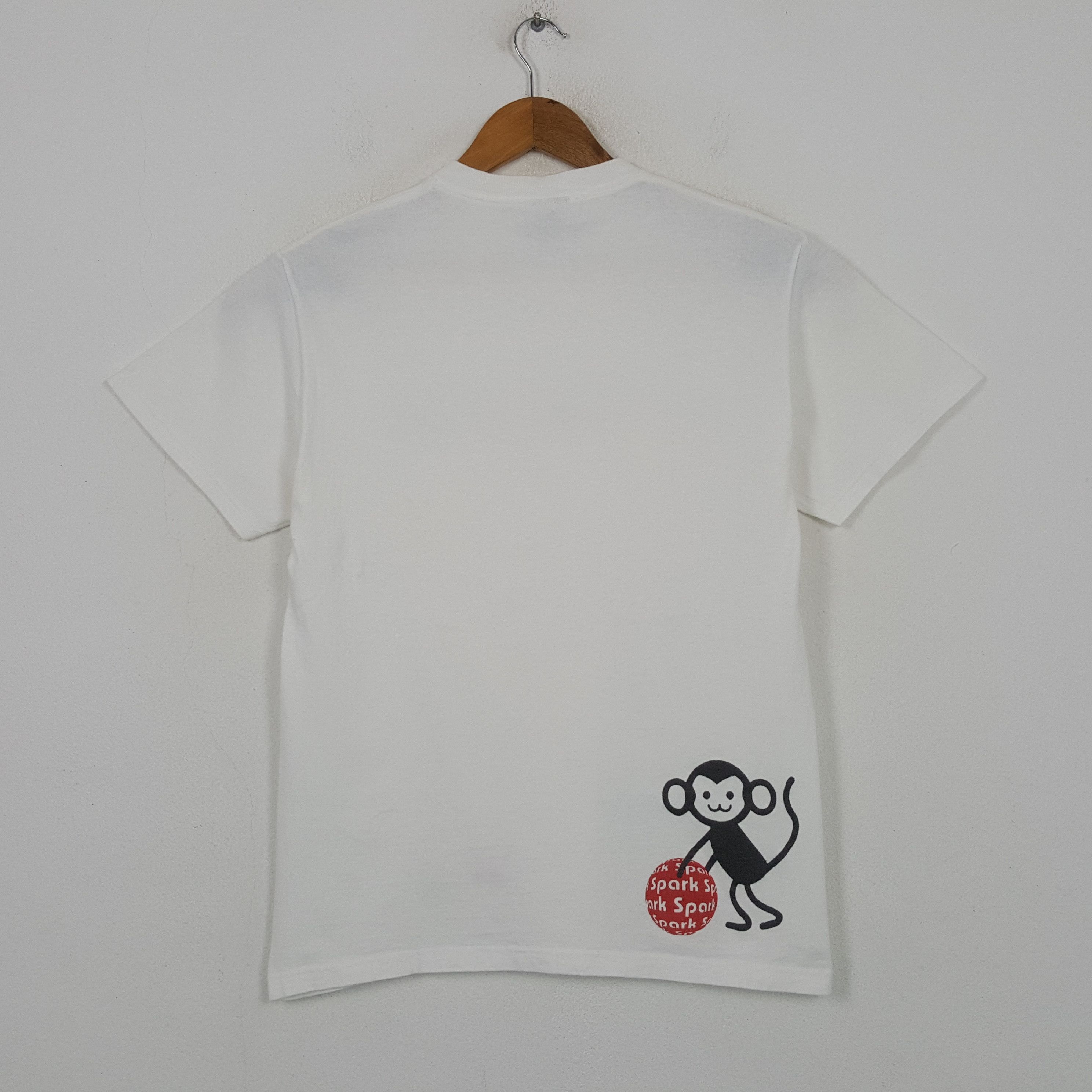 Other Vintage Spark Skateboard Skate Brand T-shirt RR2 Size US M / EU 48-50 / 2 - 3 Thumbnail