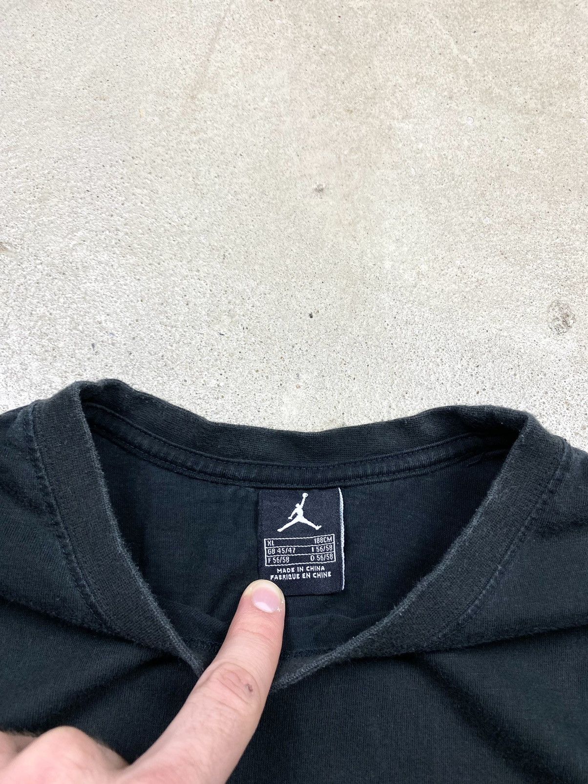 Nike Y2K Vintage Jordan Rhinestone Logo T Shirt Hype Nike Size US L / EU 52-54 / 3 - 5 Thumbnail