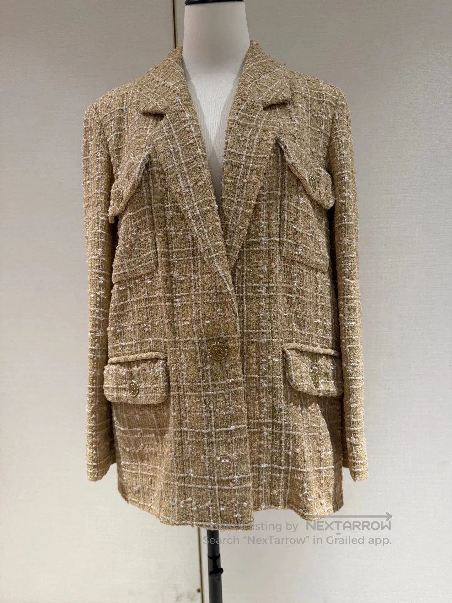 Chanel Chanel 19S Gold Plaid Blazer. Size US M / EU 48-50 / 2 - 1 Thumbnail