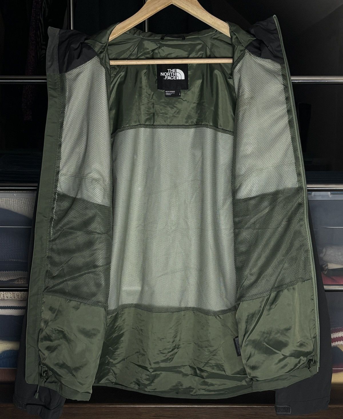 The North Face The North Face Dryvent Shell Outdoor Windbreaker Rain Jacket Size US L / EU 52-54 / 3 - 7 Thumbnail