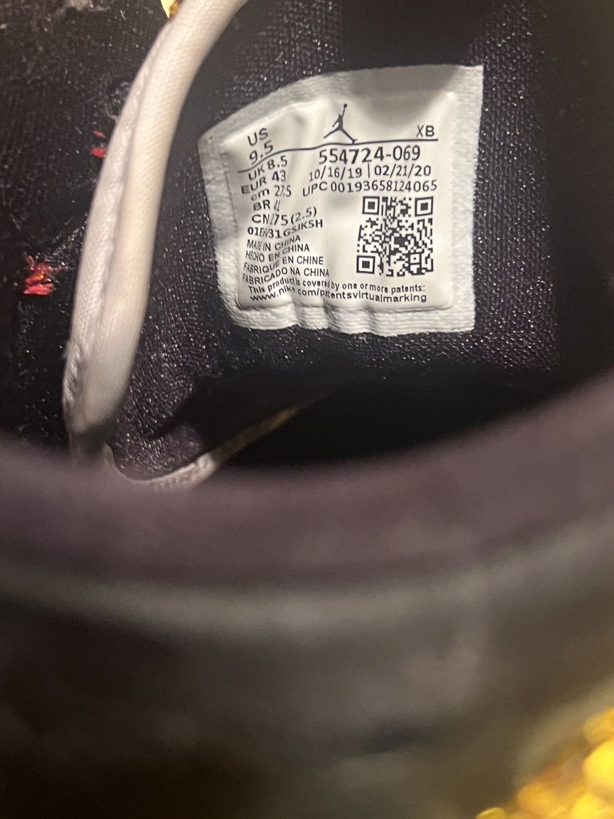 Nike Jordan 1 gold Size US 9.5 / EU 42-43 - 6 Thumbnail