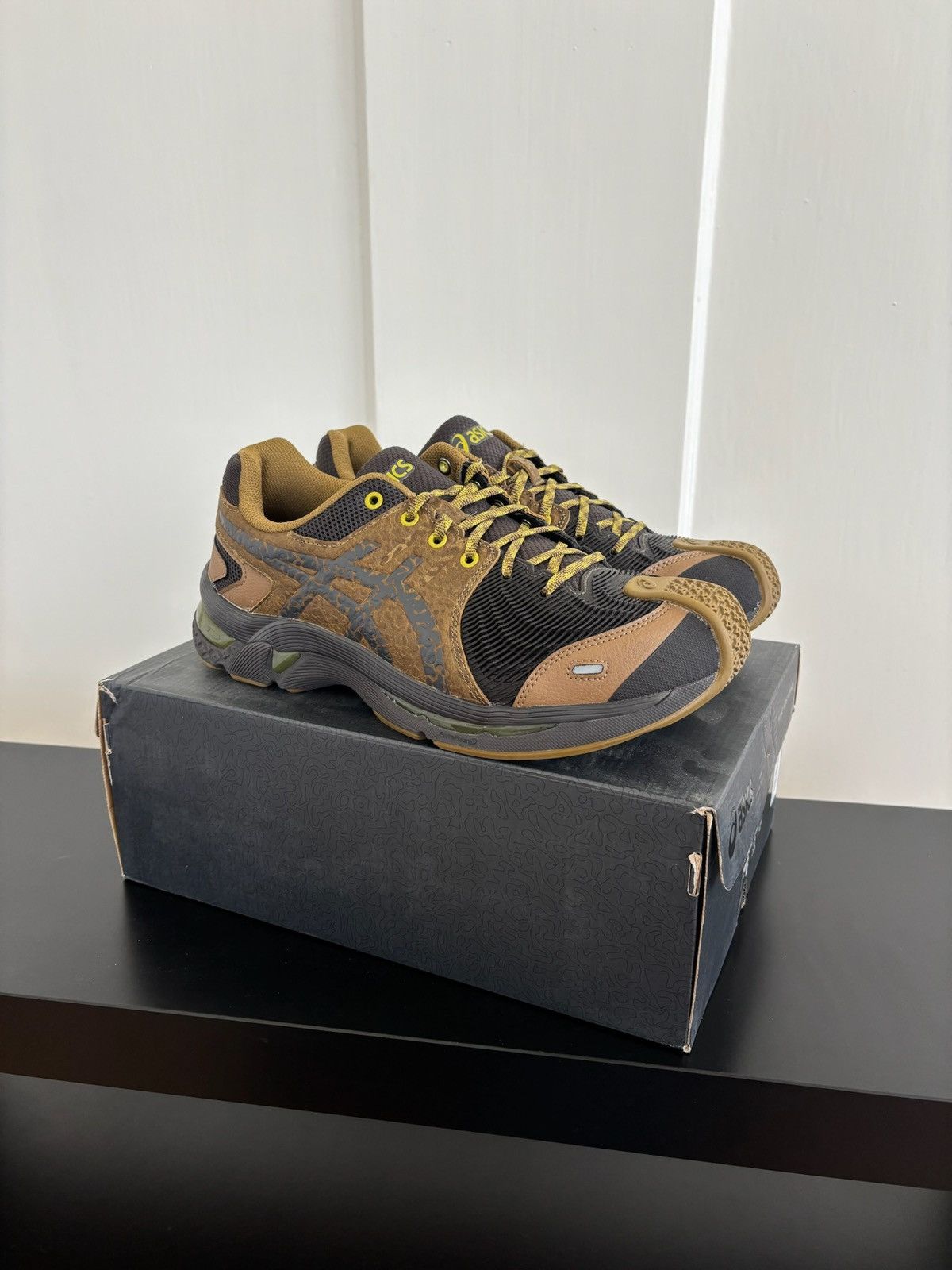 Asics × Kiko Kostadinov Asics x Kiko Kostadinov Gel-Kiril 3 - Bronze Brown Size US 10.5 / EU 43-44 - 1 Thumbnail