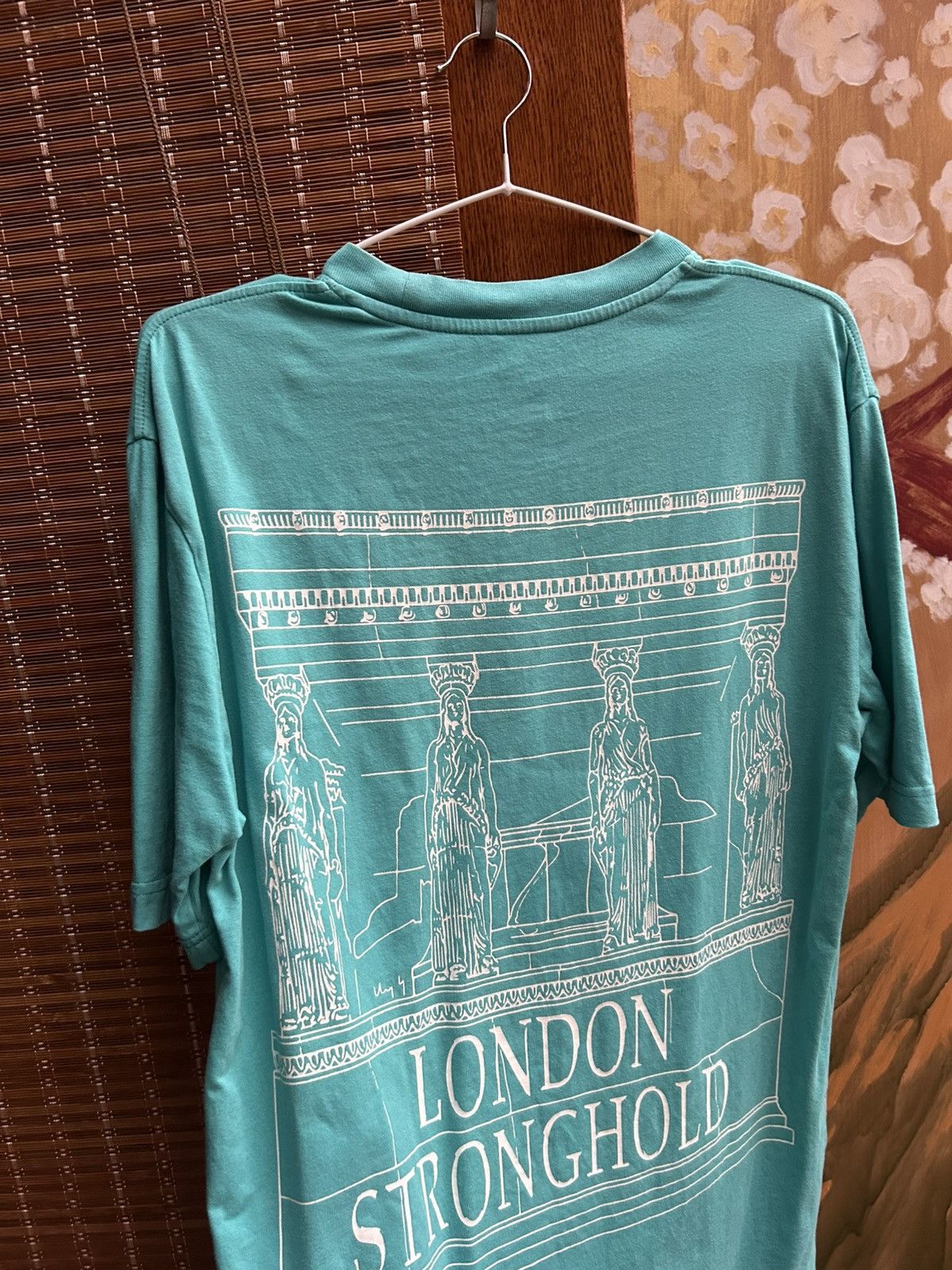 Palace FW16 Palace Skateboards London Stronghold Tee Size S Size US S / EU 44-46 / 1 - 3 Thumbnail