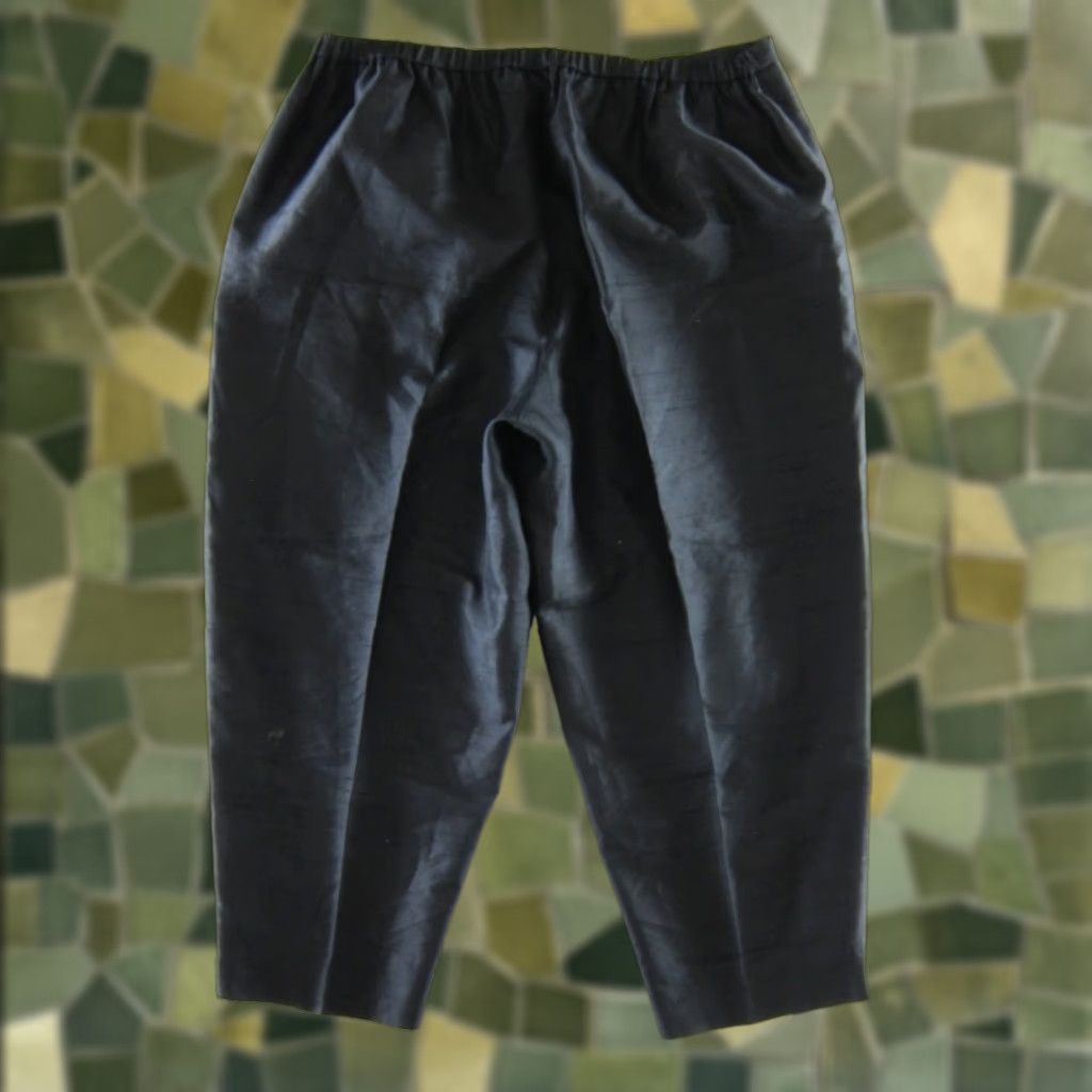 Avenue Avenue 100% Silk Classic Black Flat Front Tapered Chino Pant Women Size 24 Size 42" / US 20 - 1 Thumbnail