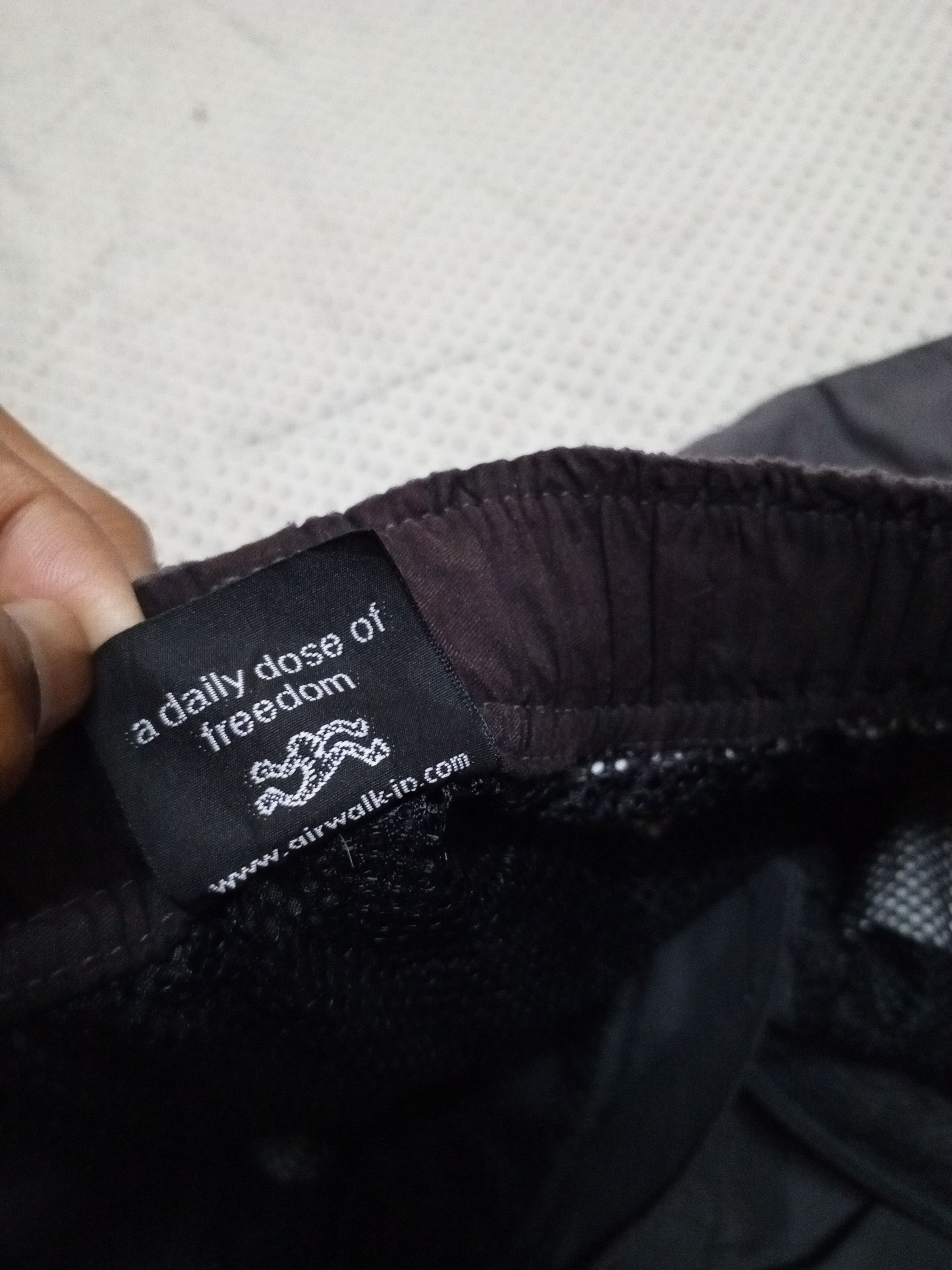 Airwalk AIRWALK many pockets SHORT /3Q Size US 36 / EU 52 - 13 Thumbnail