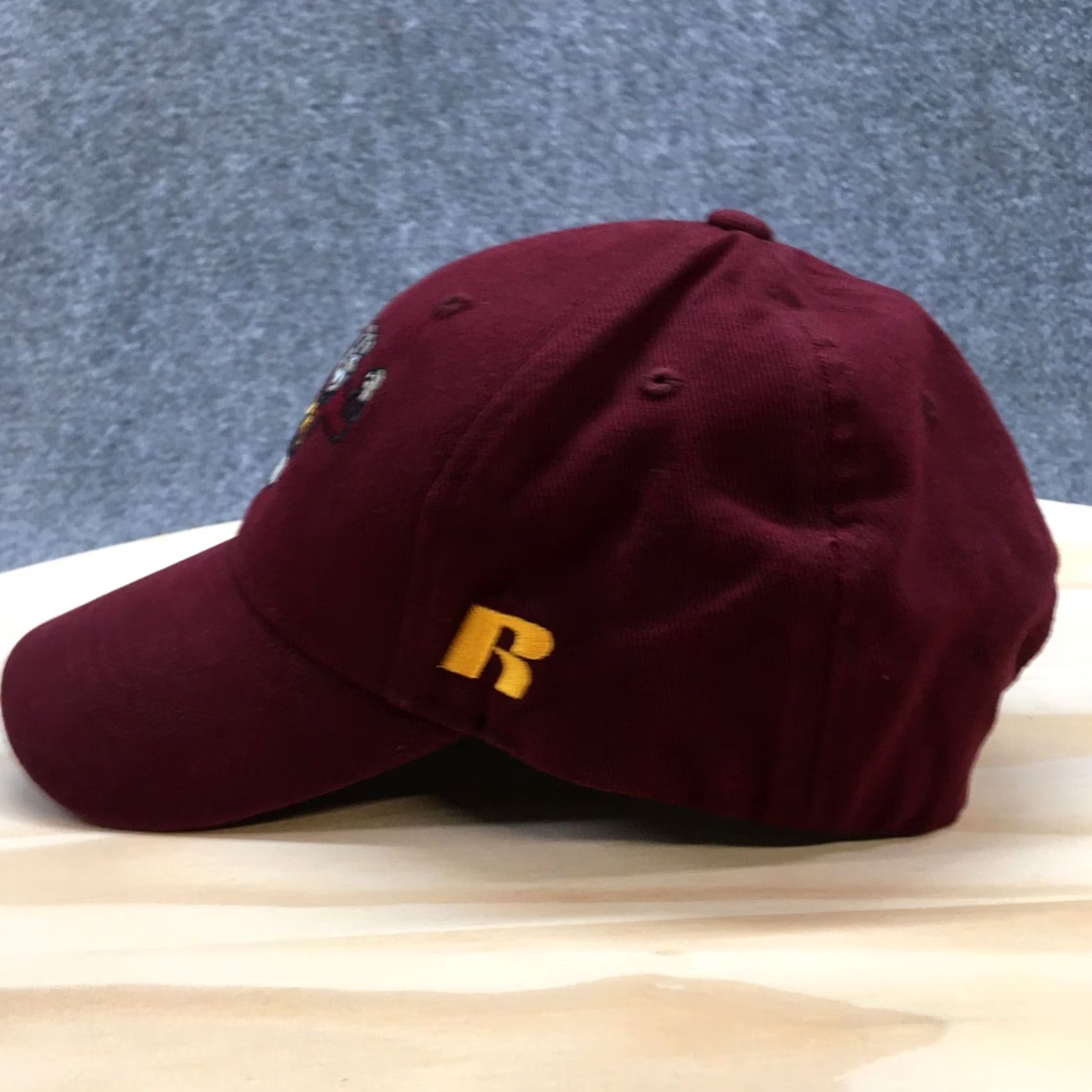 Logo 7 Russell Golden Grophers Baseball Cap Hat Mens Maroon Minnesota Logo Red Polyester Adjustable Breathable Lightweight Casual Size ONE SIZE - 3 Thumbnail