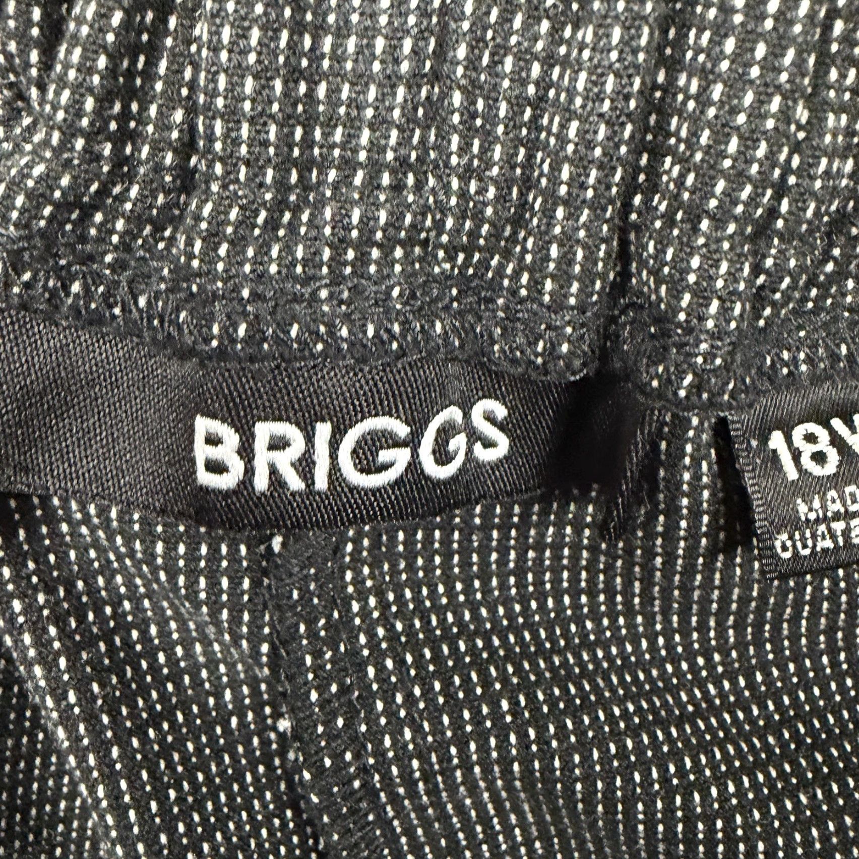 Vintage VINTAGE Briggs Dress Pants 18W Plus Elastic Pull-On Black Check Dress Pants Womens 18W Plus Size 40" / US 18 - 5 Thumbnail