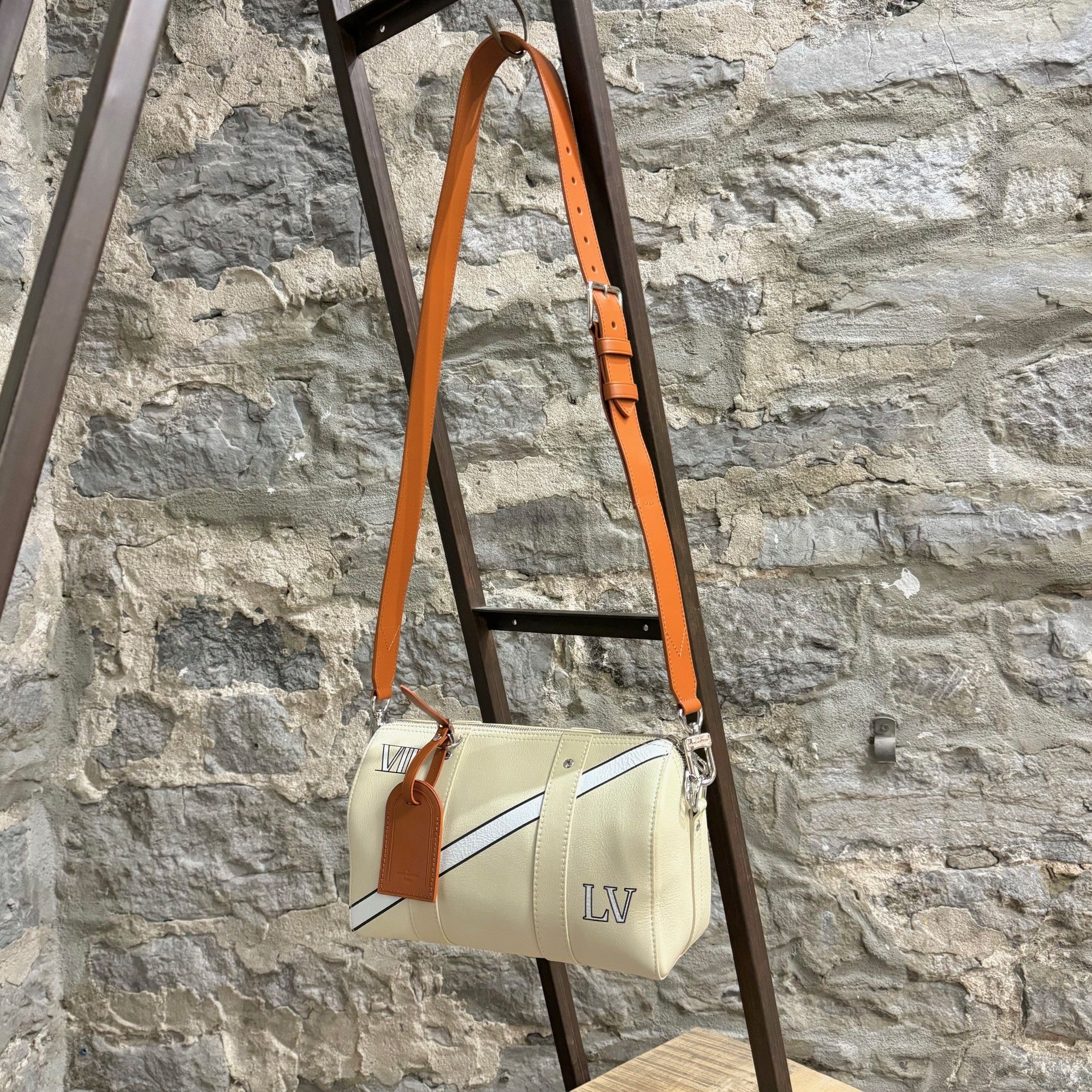 Louis Vuitton Louis Vuitton 2022 Beige City Keepall Crossbody Bag Size ONE SIZE - 2 Thumbnail