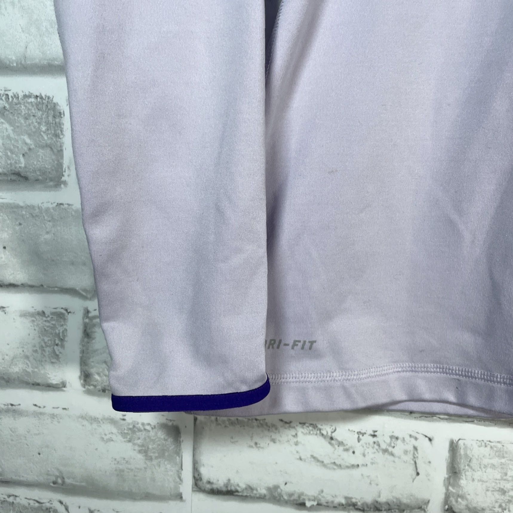Nike NIKE PRO Purple Half Zip Long Sleeve Pullover Womens Medium Activewear Size M / US 6-8 / IT 42-44 - 3 Thumbnail