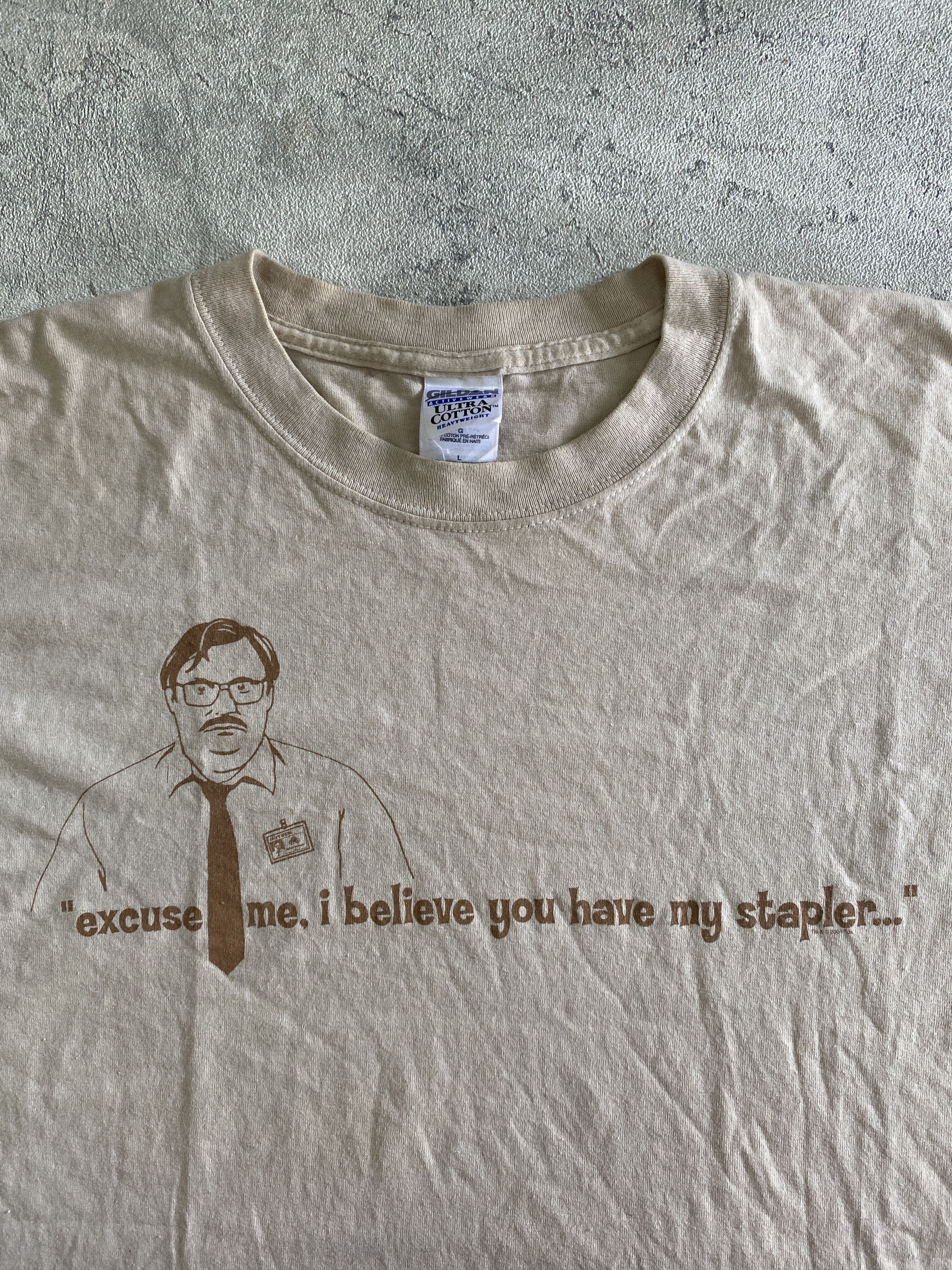 Gildan Vintage 2004 Office Space "Stapler Guy" Movie Shirt Fox TV Size US L / EU 52-54 / 3 - 6 Thumbnail