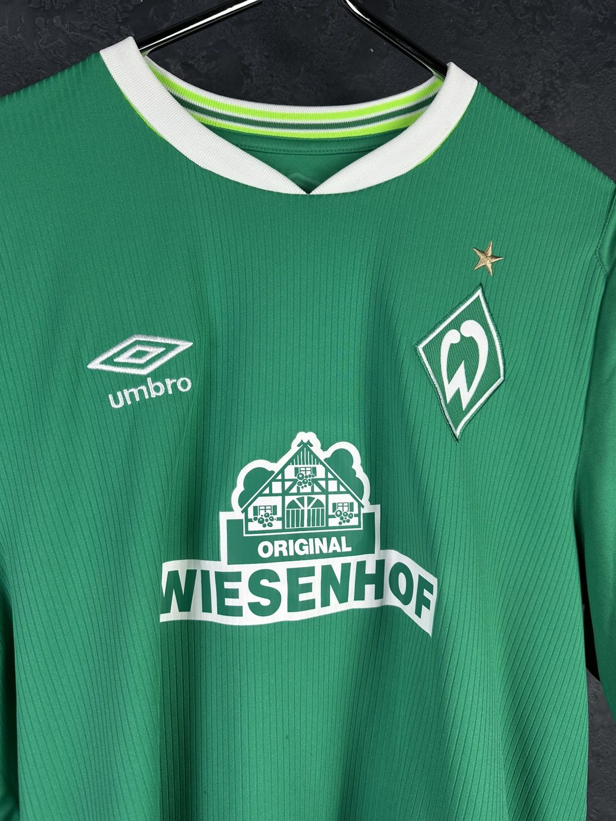 Umbro Umbro Werder Bremen VELCOVIC 13 Soccer Jersey Shirt Football Size US L / EU 52-54 / 3 - 5 Thumbnail
