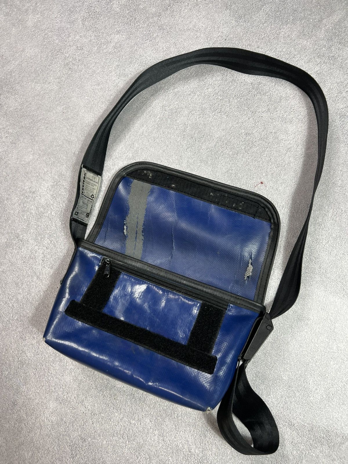 Freitag 💙🤍Freitag Recycled Blue Crossbody Bag Minimal Urban Style Size ONE SIZE - 7 Thumbnail