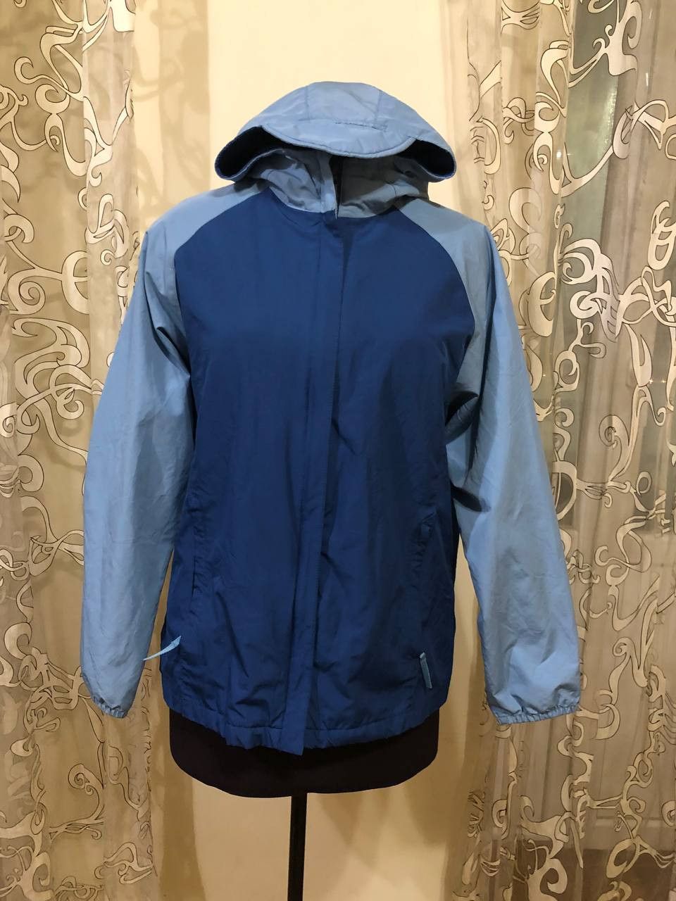 Nike Nike Windbreaker Hoodie Jacket size M Blue Size M / US 6-8 / IT 42-44 - 1 Thumbnail