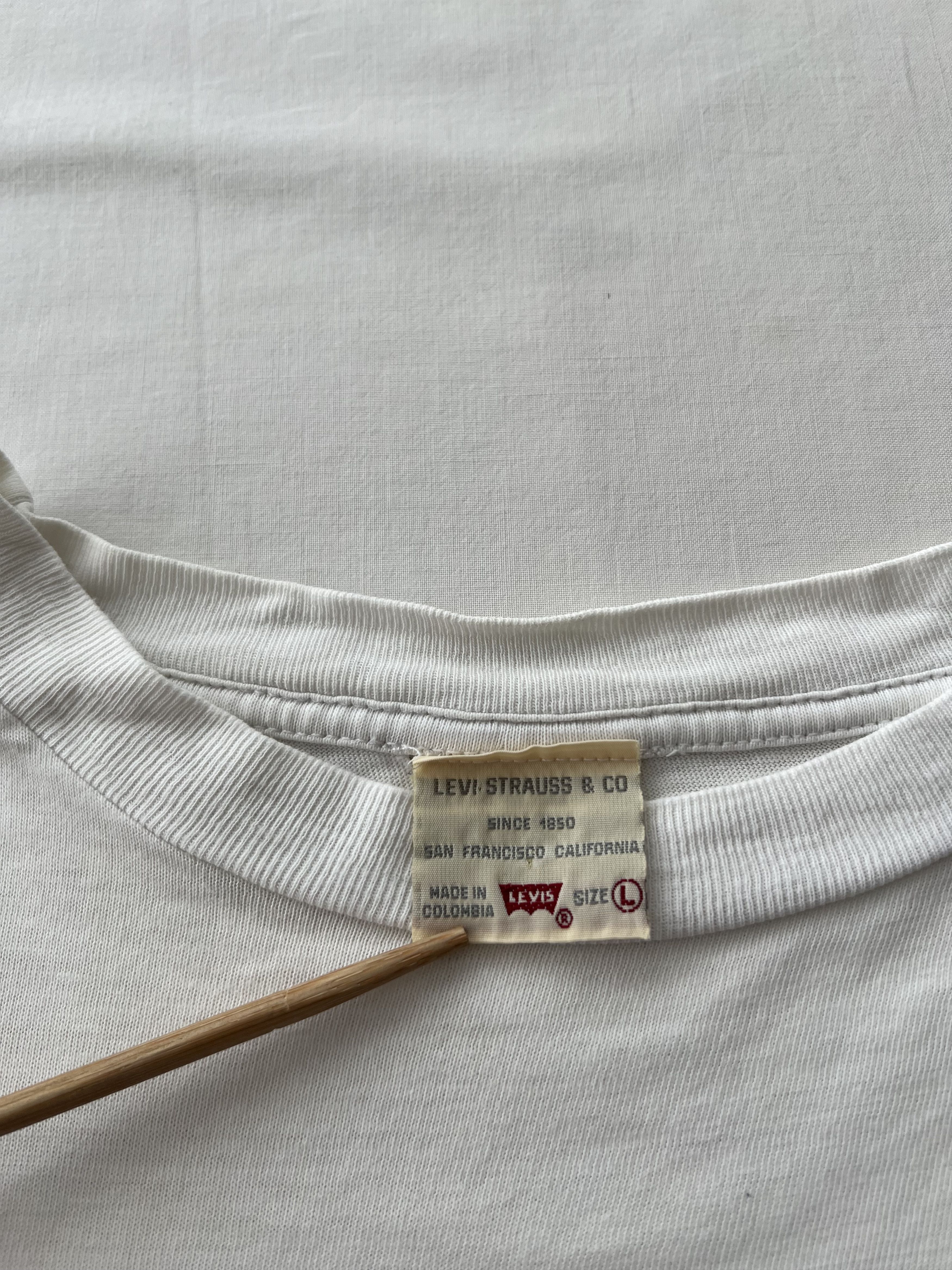 Levi's Vintage 90s Levis 501 Sexy Girl Promo White T-shirt Size US L / EU 52-54 / 3 - 13 Thumbnail