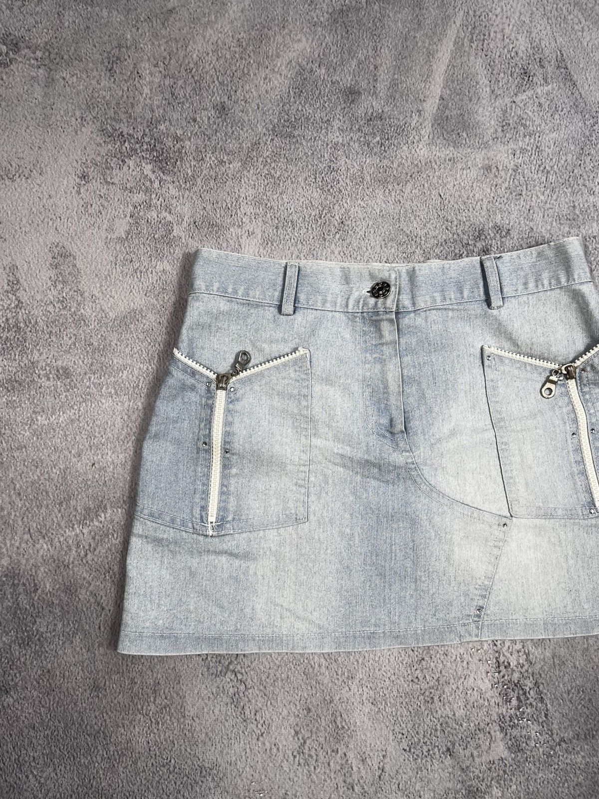 Other Vintage Y2K style denim zip pockets faded mini skirt Size 26" / US 2 / IT 38 - 2 Thumbnail