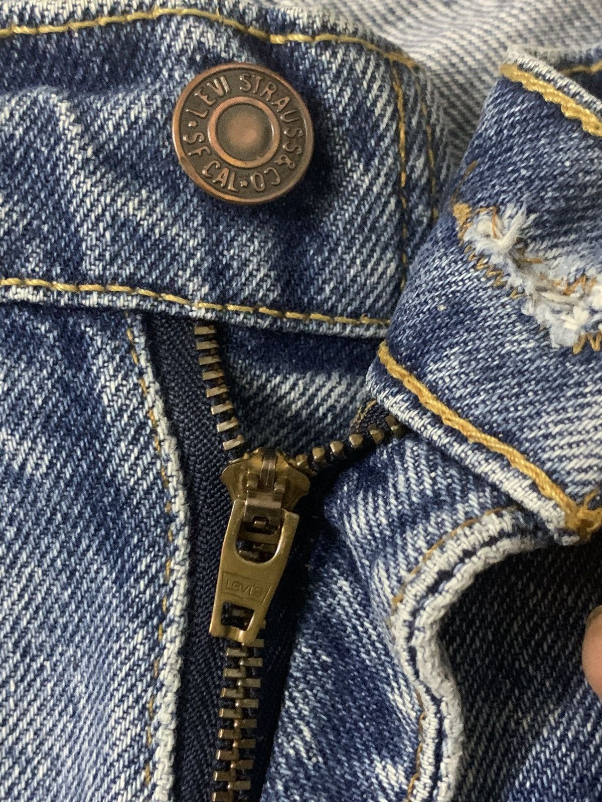 Levi's Vintage painted & dirty Levi’s Orange Tab Made In USA Size US 32 / EU 48 - 19 Thumbnail