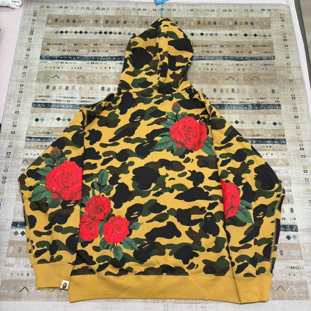 Bape COLOR CAMO SHARK FULL ZIP HOODIE Size US L / EU 52-54 / 3 - 2 Thumbnail
