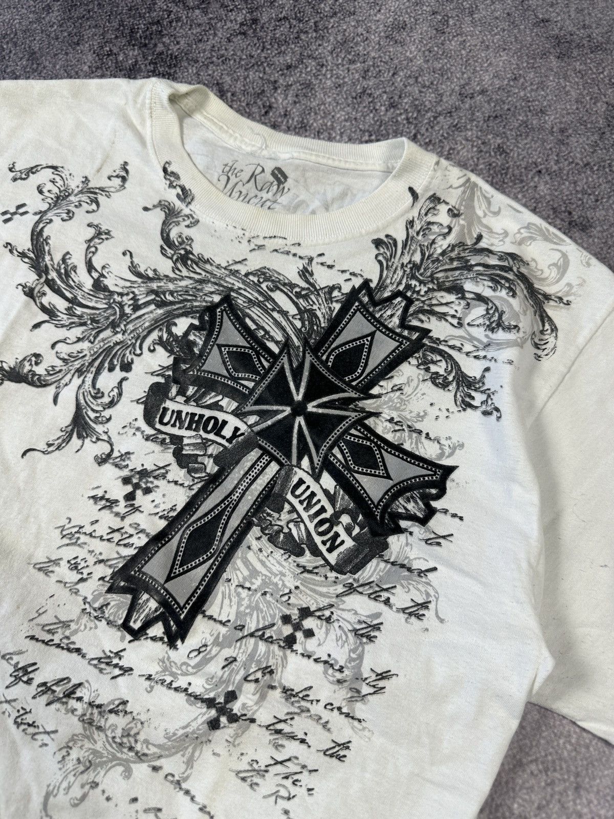 Designer Y2K Avant Garde Cross Logo T-shirt Streetwear Rare Casual M Size US M / EU 48-50 / 2 - 3 Thumbnail
