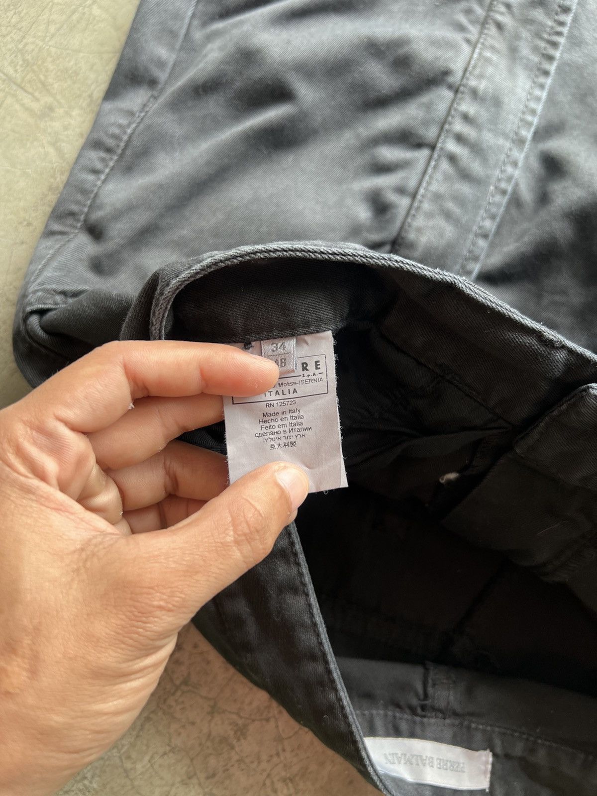 Pierre Balmain Pierre Balmain - Military Cargo Shorts Size US 34 / EU 50 - 14 Thumbnail