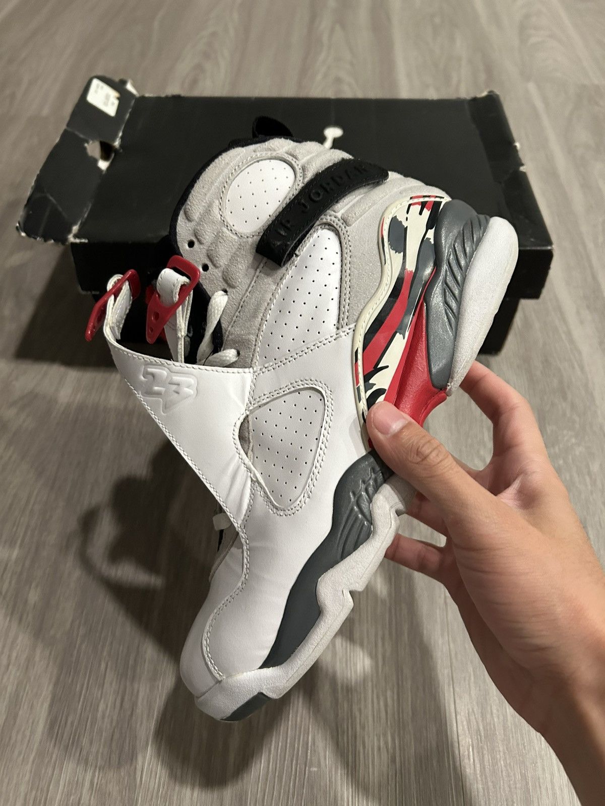 Jordan Brand Air Jordan Retro 8 Bugs Bunny 2013 Release Size 8 Size US 8 / EU 41 - 12 Thumbnail
