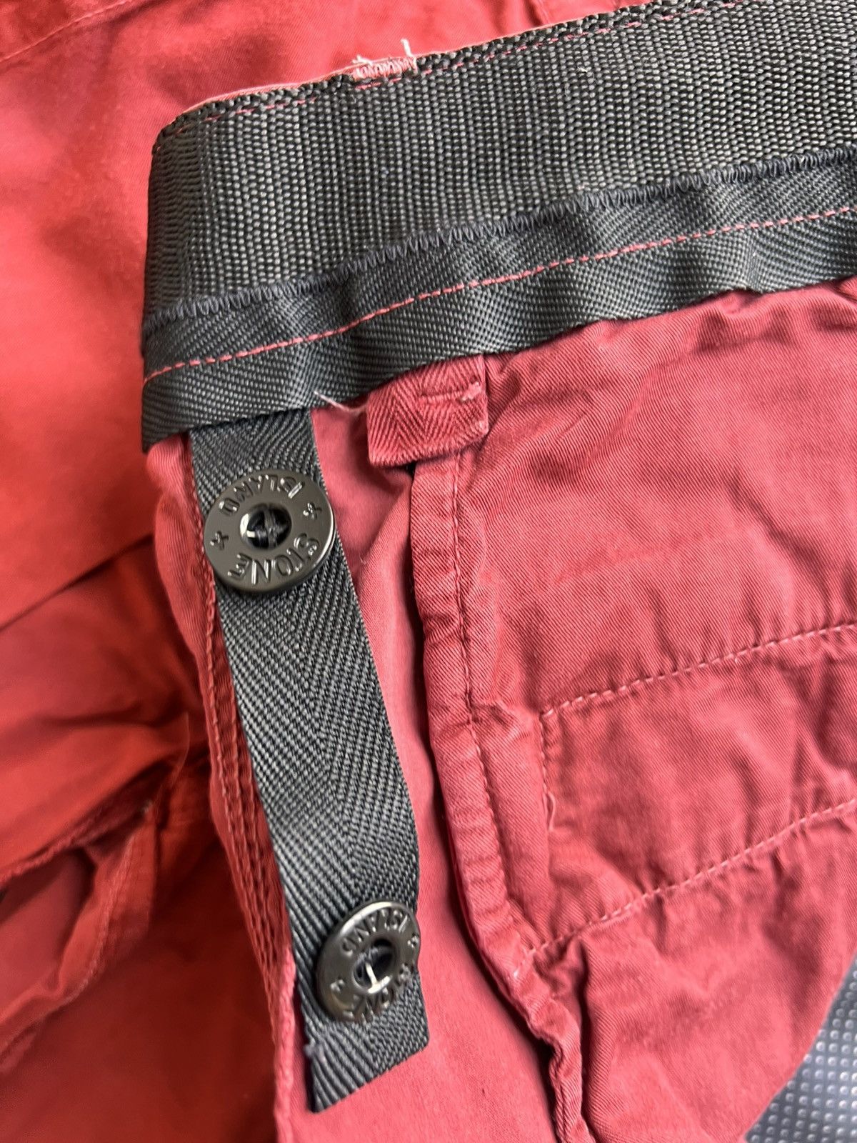 Stone Island Stone Island Type SL Cargo Shorts Red W31 pants bricks Size US 31 - 25 Thumbnail