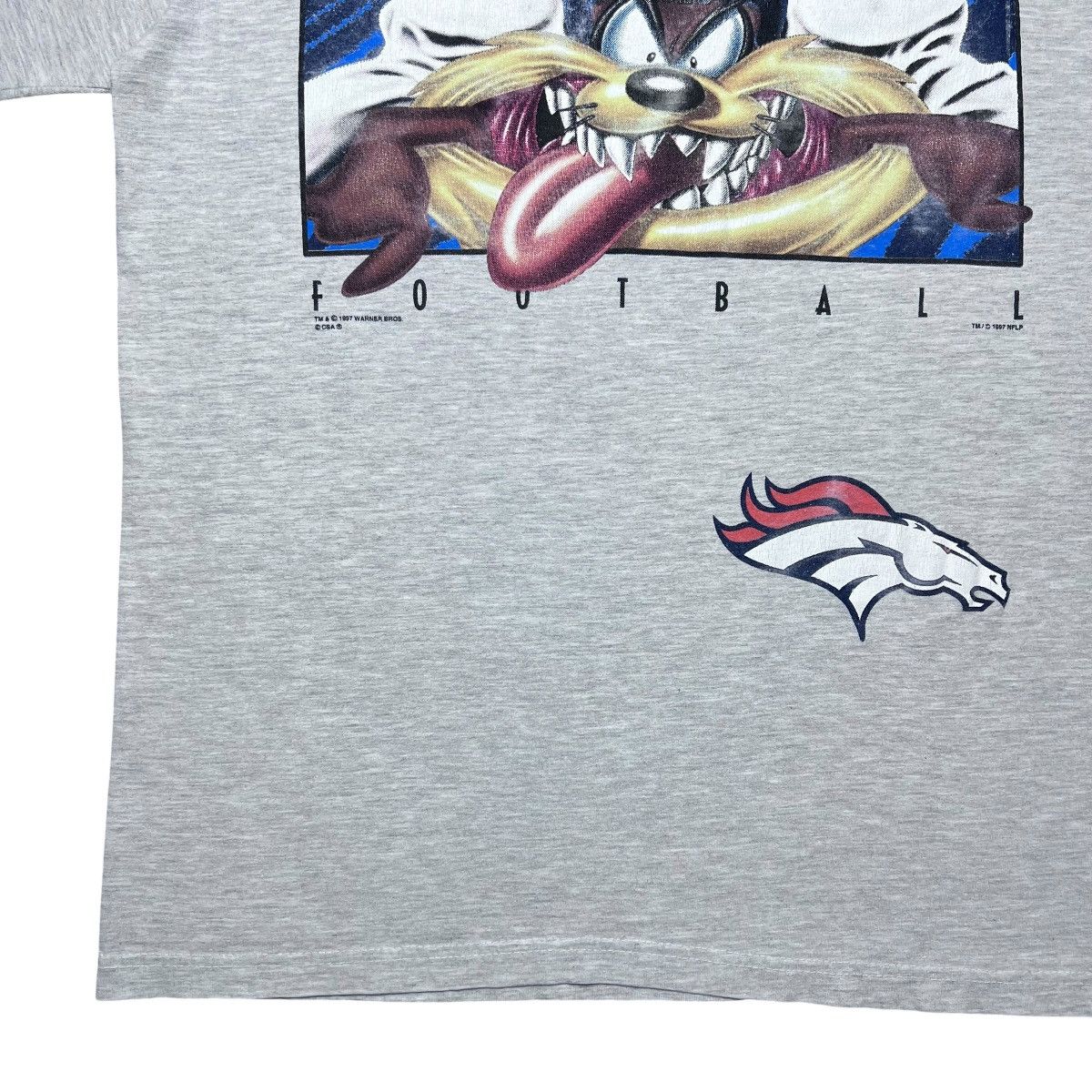 Warner Bros 1997 NFL Denver Broncos Taz Looney Tunes Warner Bros T-Shirt Size US L / EU 52-54 / 3 - 6 Thumbnail