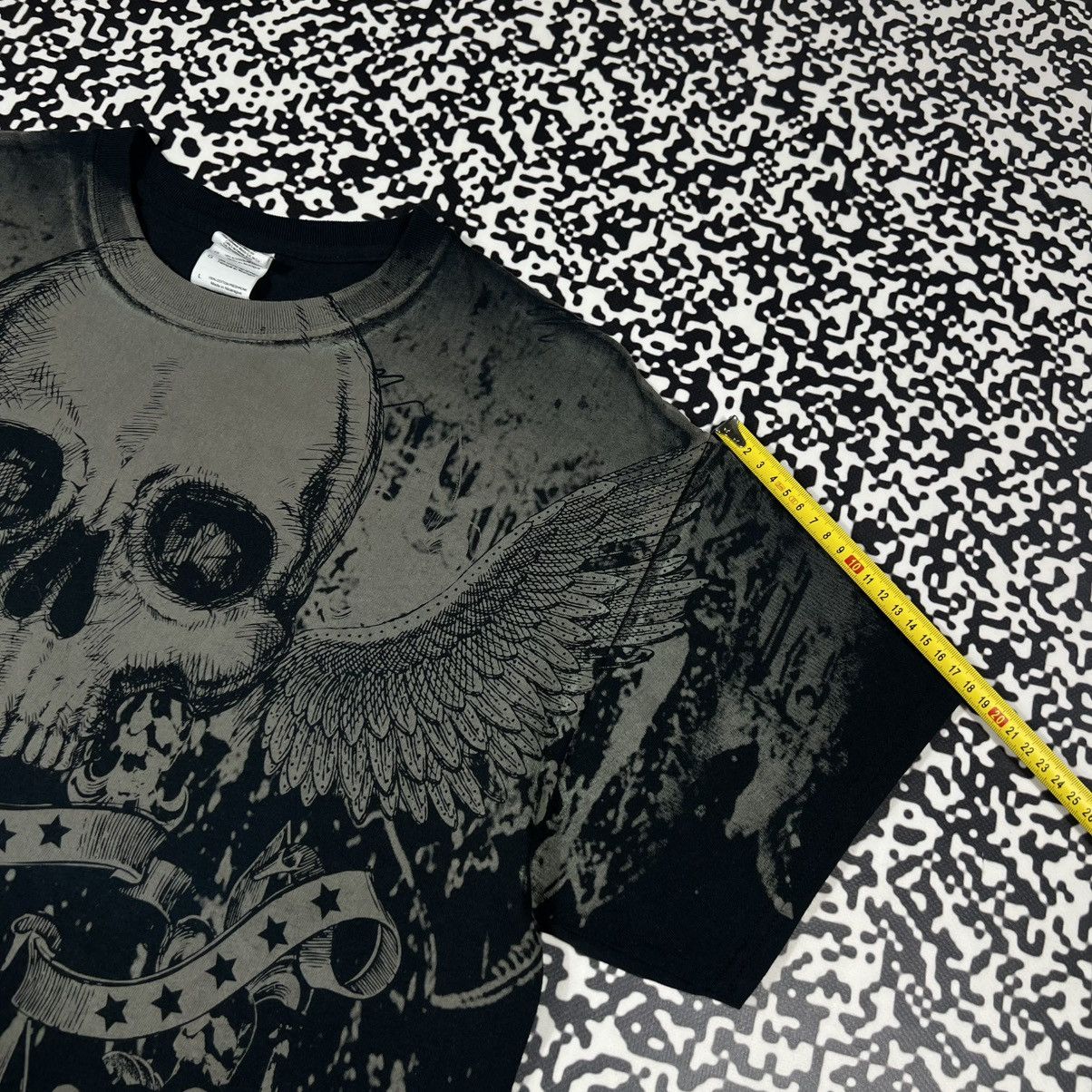 Affliction Vintage Y2K Affliction Skull Japanese Style Scarletts Tshirt Size US L / EU 52-54 / 3 - 12 Thumbnail