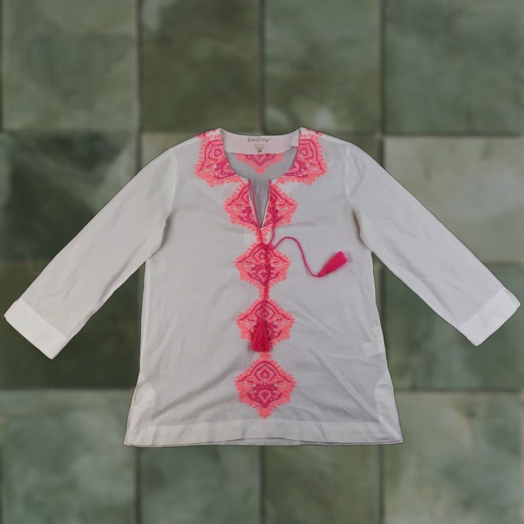 Lilly Pulitzer Lilly Pulitzer Shirt Womens Small White Embroidered Tunic Top Tassel Boho ZZ Shirt Blouse Geometric Beach Bohemian 3/4 Sleeve V-Neck Womens Size S / US 4 / IT 40 - 1 Thumbnail