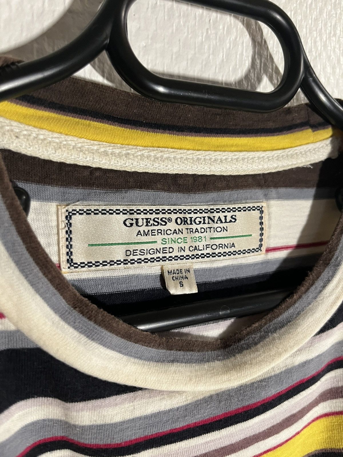 Guess Guess vintage tee size s fit m Size US M / EU 48-50 / 2 - 2 Thumbnail