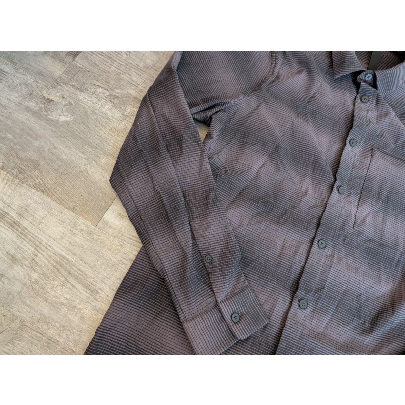 Lululemon Lululemon Mason Peaks Flannel Shirt Mens M Long Sleeve Wrinkle Free Quick Dry EUC Multicolor Plaid Button-Up Casual/Business/Travel Size US M / EU 48-50 / 2 - 4 Thumbnail