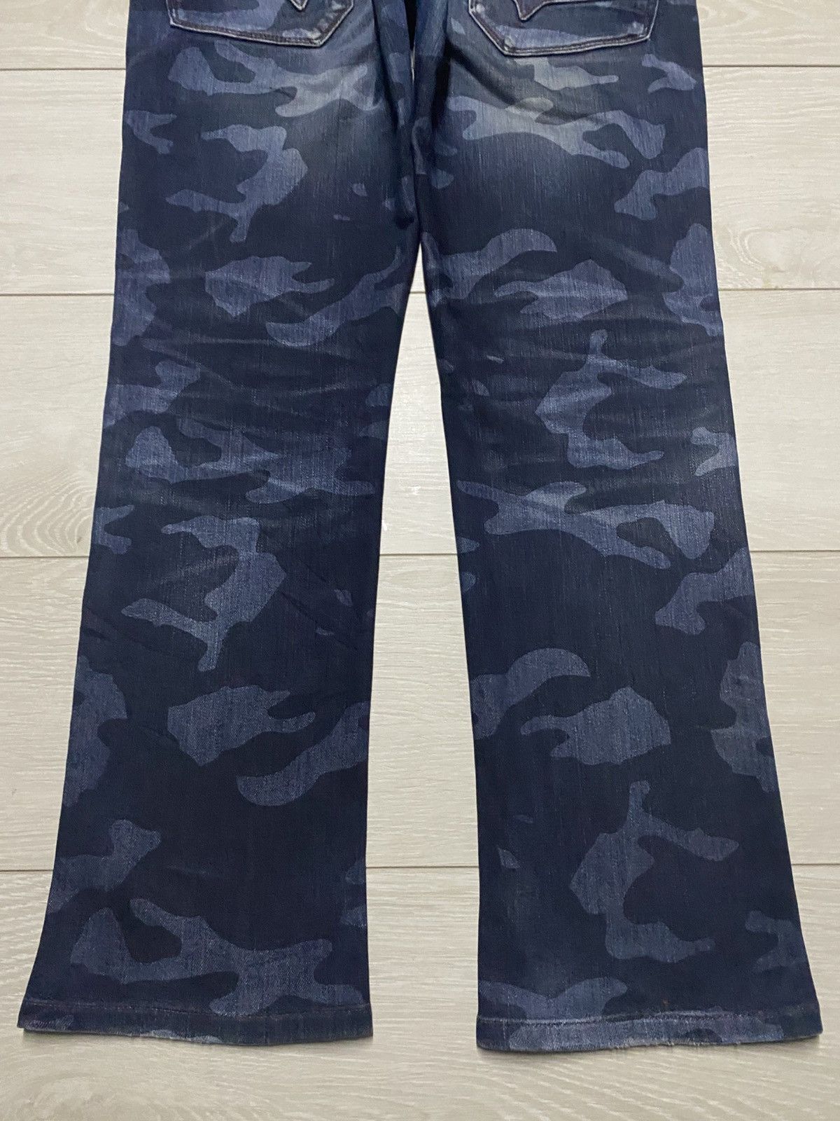 HIDEAWAYS Vintage Hideway Nicole Blue Camo Straight Slim Jeans Size US 35 - 6 Thumbnail