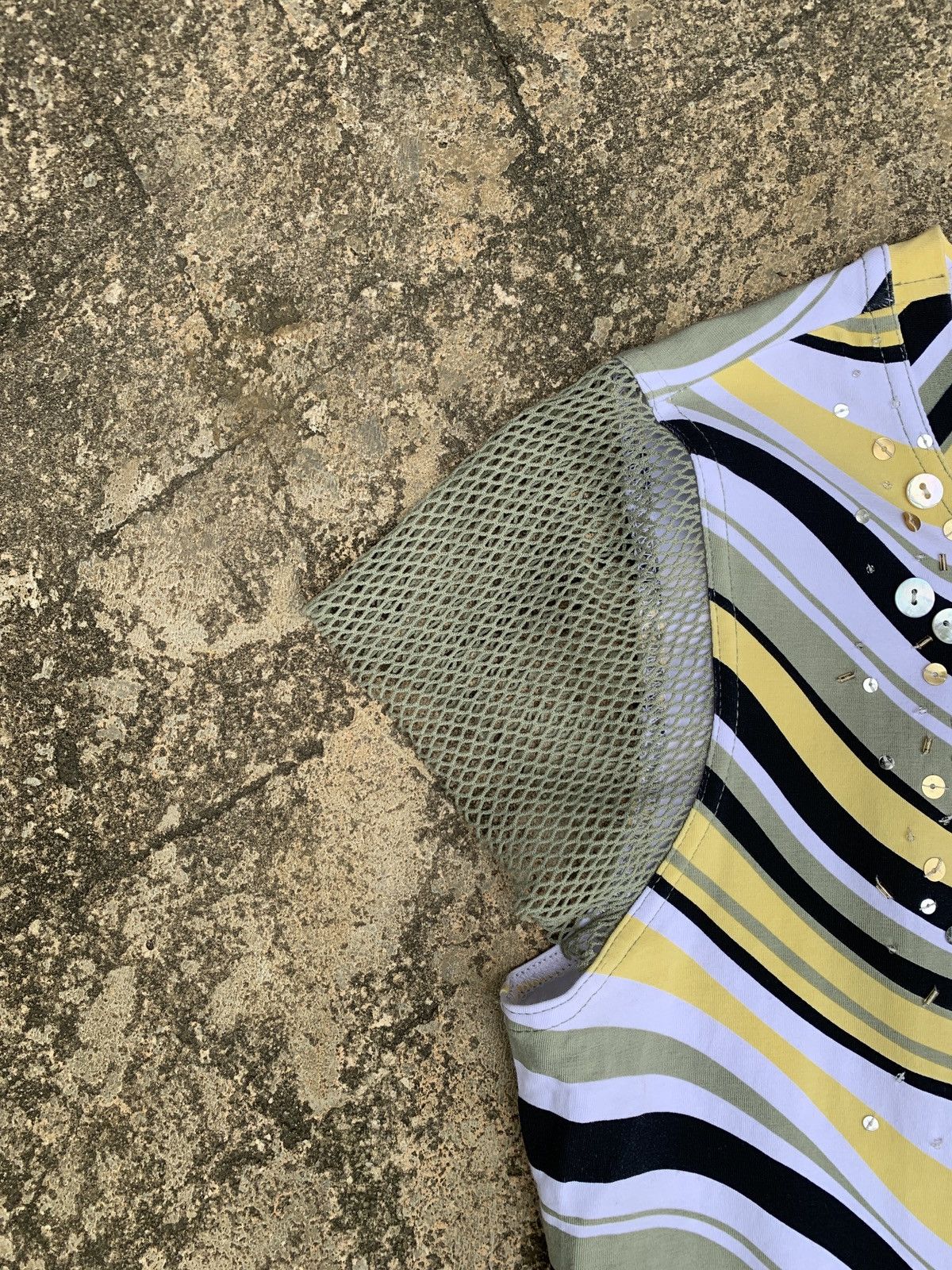 Japanese Brand × KMRii y2k Via Fabrurrica by TGM Multifabric Beady Graphic Top Size M / US 6-8 / IT 42-44 - 4 Thumbnail