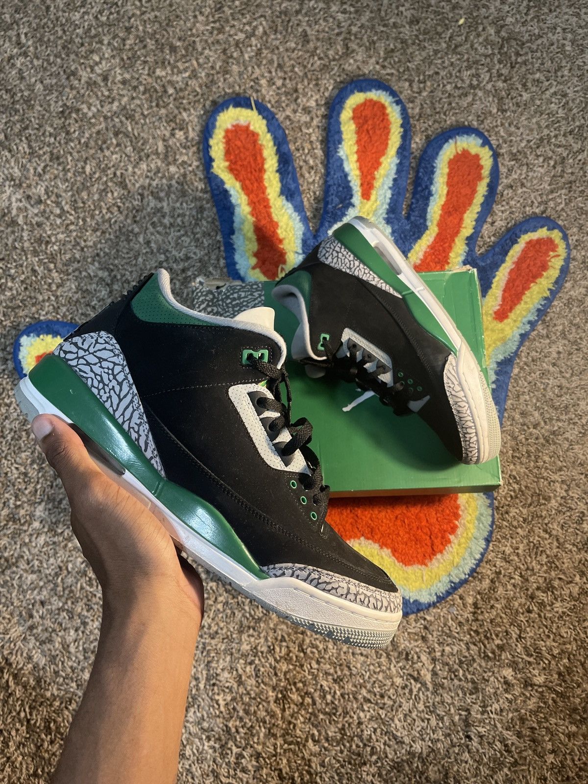 Jordan Brand Air Jordan 3 Retro “Pine Green” Size US 13 / EU 46 - 1 Thumbnail
