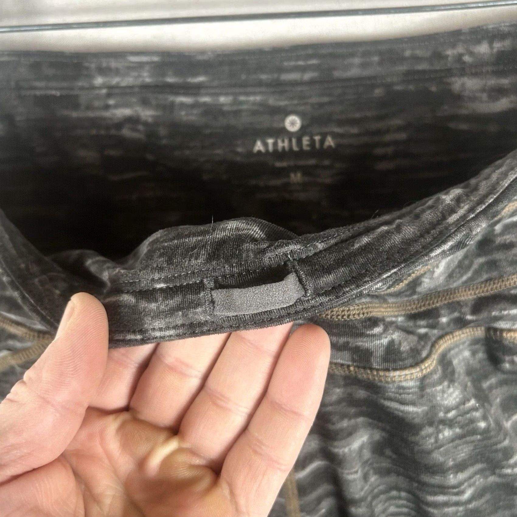 Athleta Athleta Capri Leggings Womens Medium Gray Striped Drawstring Activewear Size 32" / US 10 / IT 46 - 3 Thumbnail