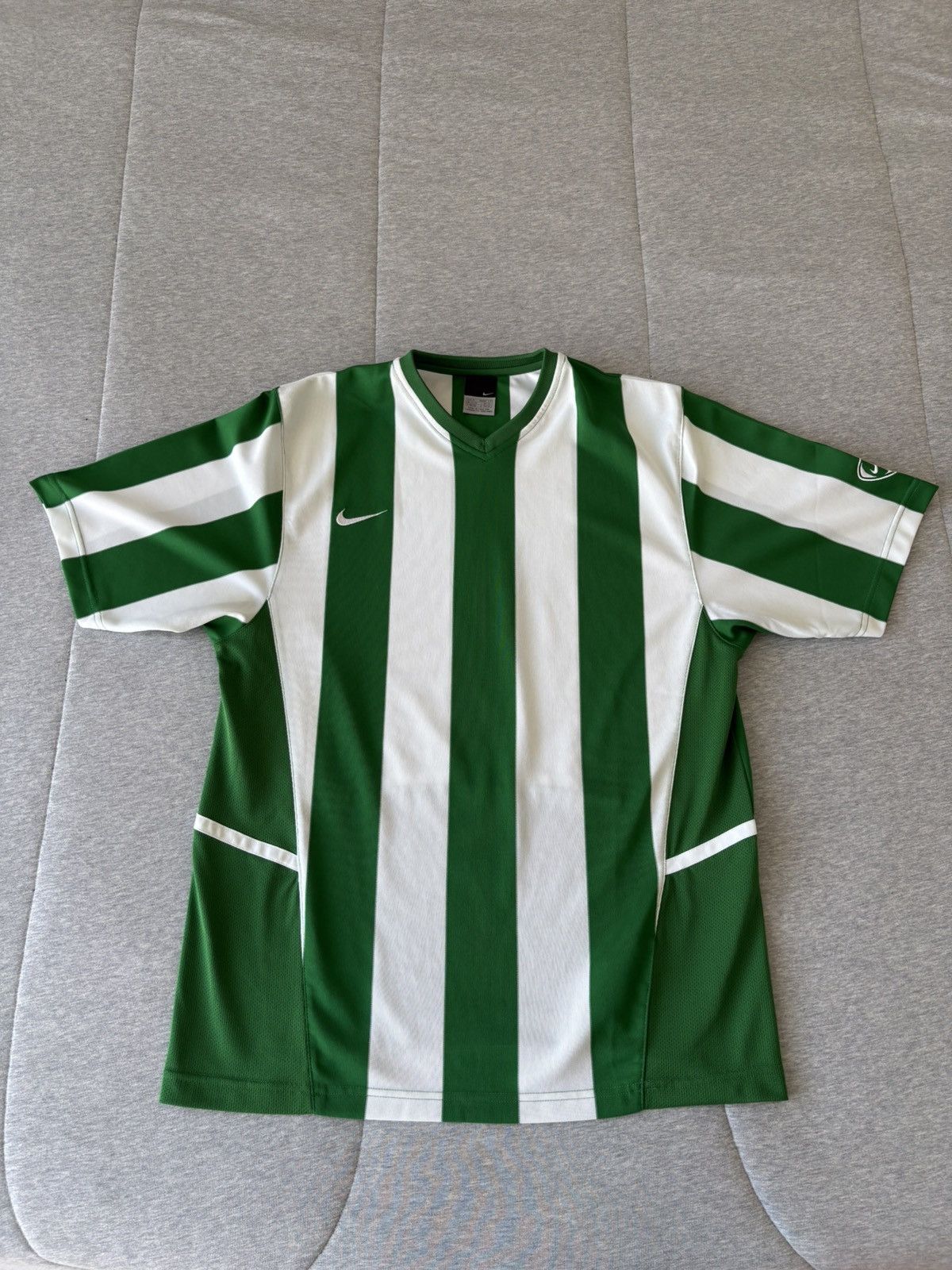 Nike × Vintage Vintage Nike Striped Jersey Size US M / EU 48-50 / 2 - 1 Thumbnail