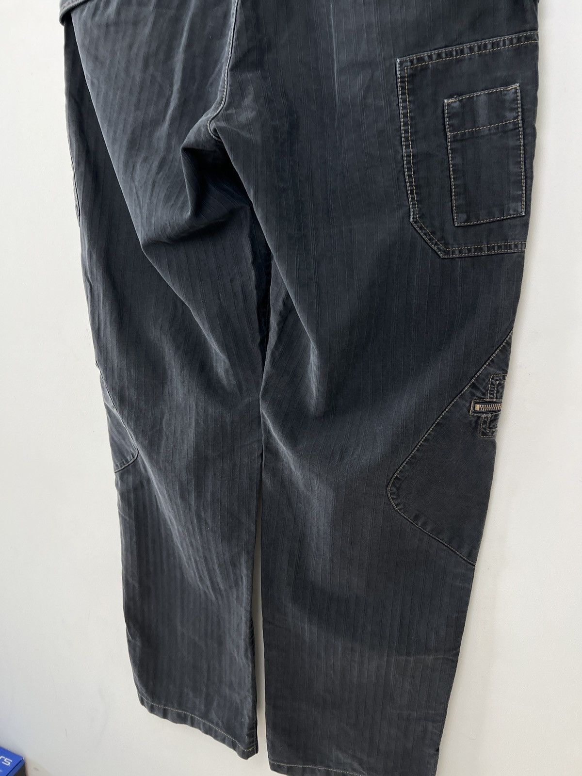 Giorgio Armani armani y2k multipocket washed cargo pants Size US 38 / EU 54 - 14 Thumbnail