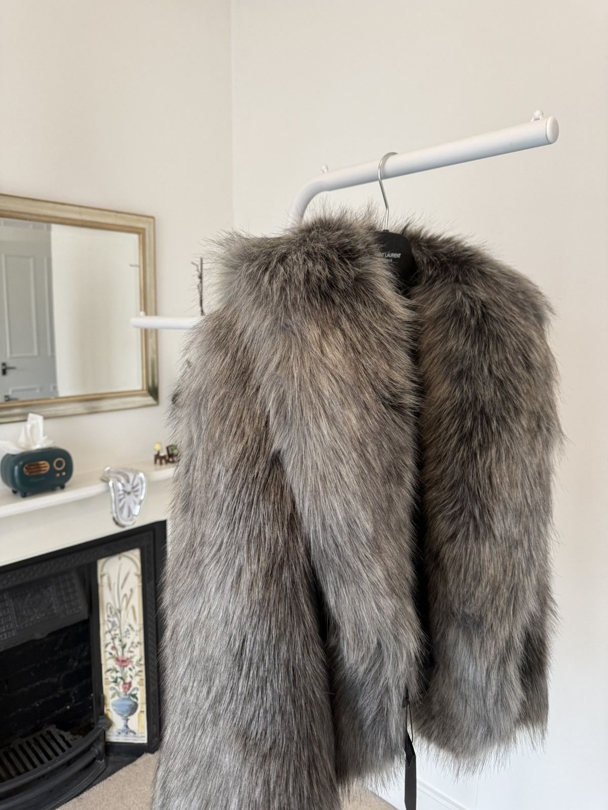 Saint Laurent Paris FW23 Saint Laurent Short Grey Animal-Free Fur Coat Size M / US 6-8 / IT 42-44 - 11 Thumbnail