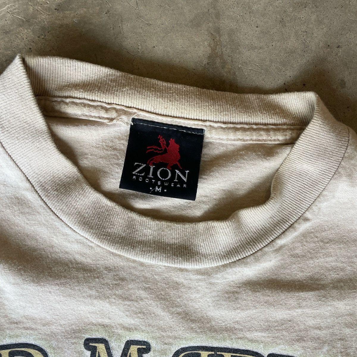 Zion Rootswear Single stitch Bob Marley tee Size US M / EU 48-50 / 2 - 5 Thumbnail
