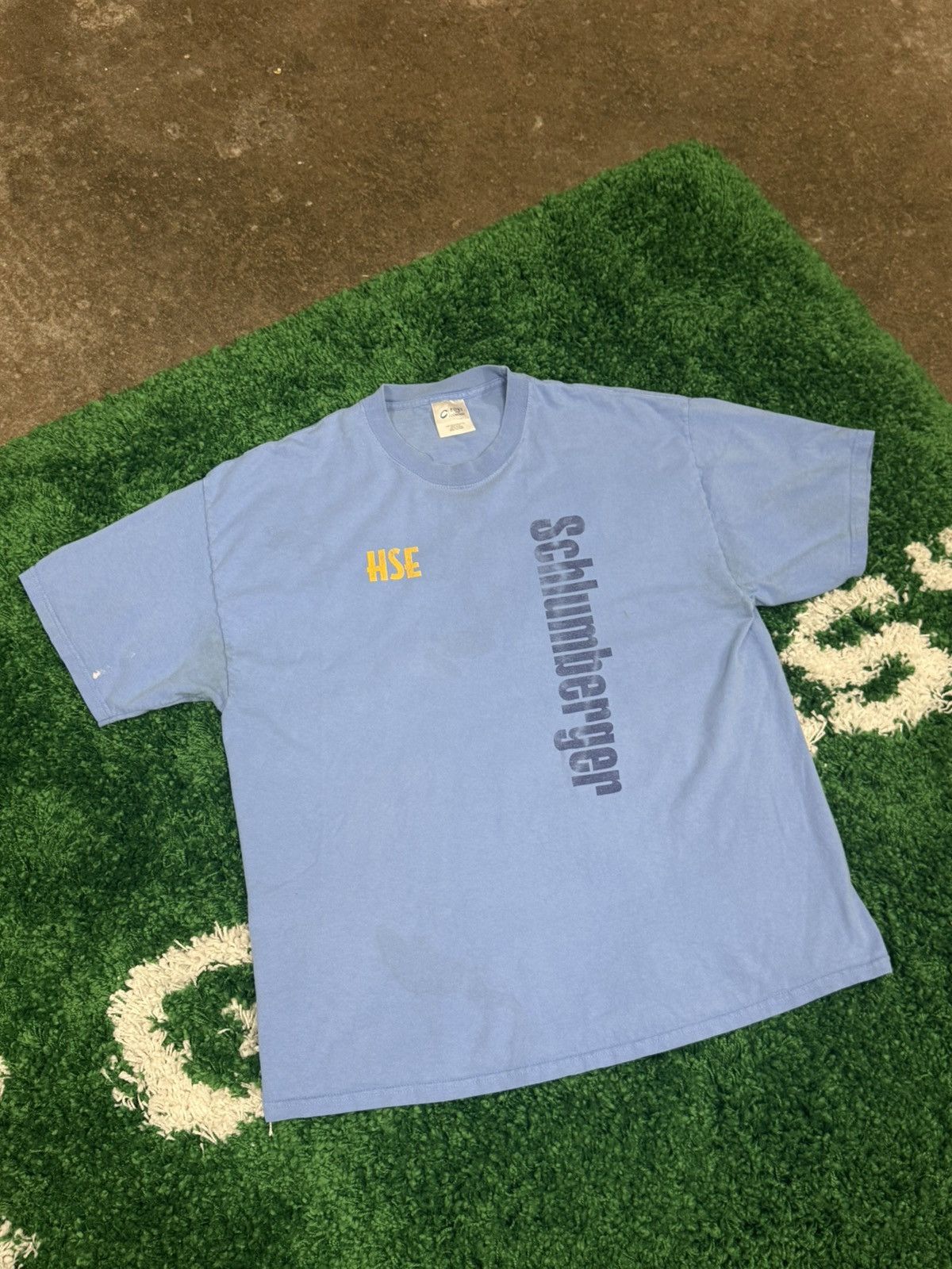 Vintage Vintage Schlumberger Oil Gas Logo HSE Tee Distressed XL Size US XL / EU 56 / 4 - 1 Thumbnail