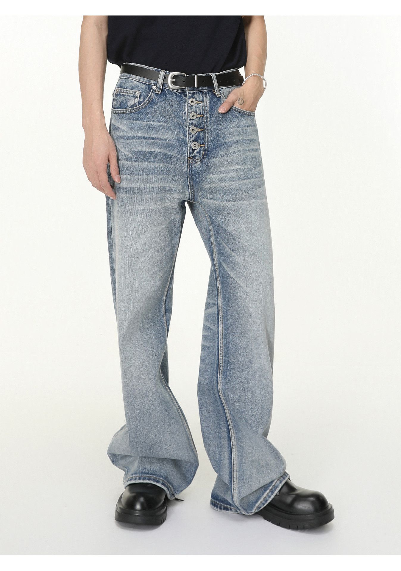 Japanese Brand Men's multi-button loose-fitting washed flared jeans Size US 32 / EU 48 - 2 Thumbnail