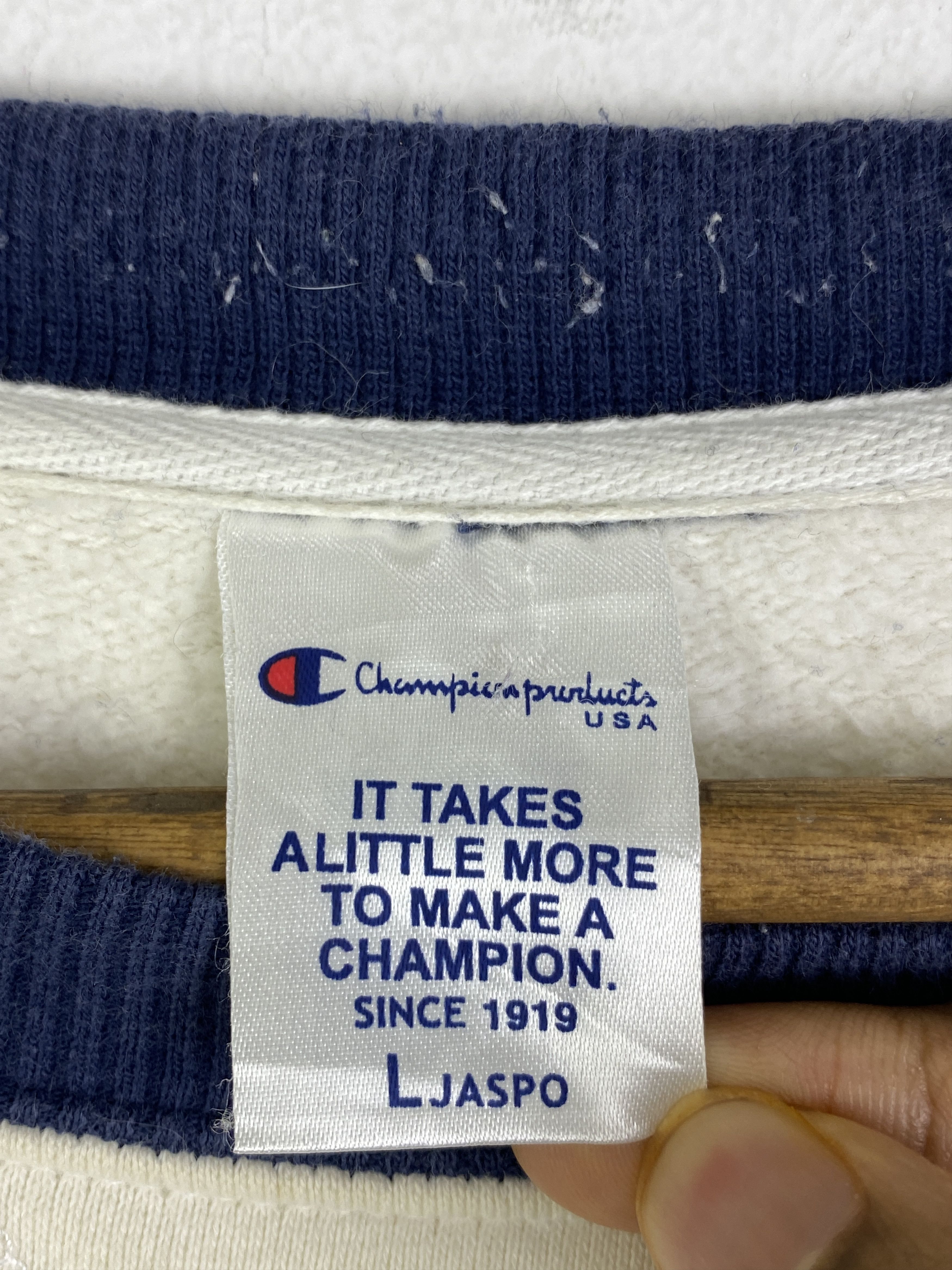 Champion Vintage Champion Wording Pullover Sweatshirt SH0314 Size US L / EU 52-54 / 3 - 13 Thumbnail