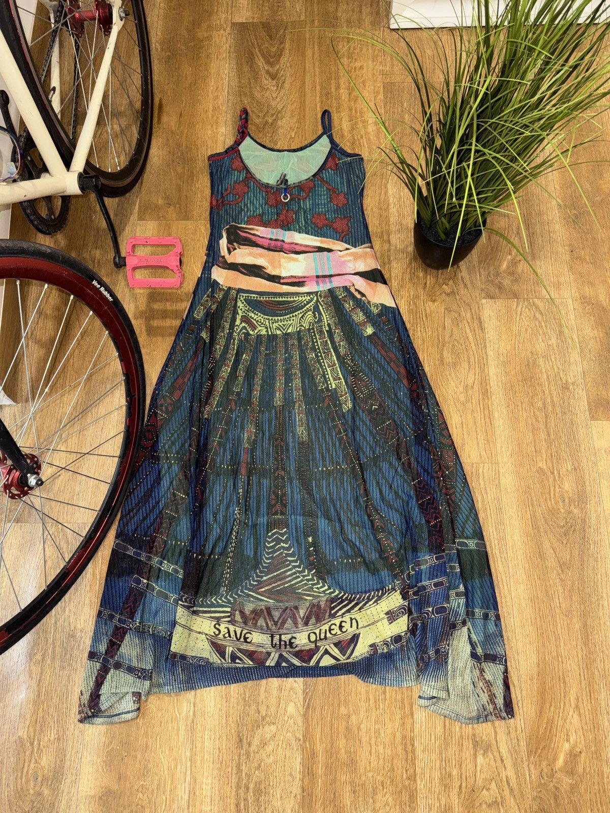 Vintage VINTAGE SAVE THE QUEEN! 2000s PRINTED MAXI DRESS Size XL / US 12-14 / IT 48-50 - 6 Thumbnail