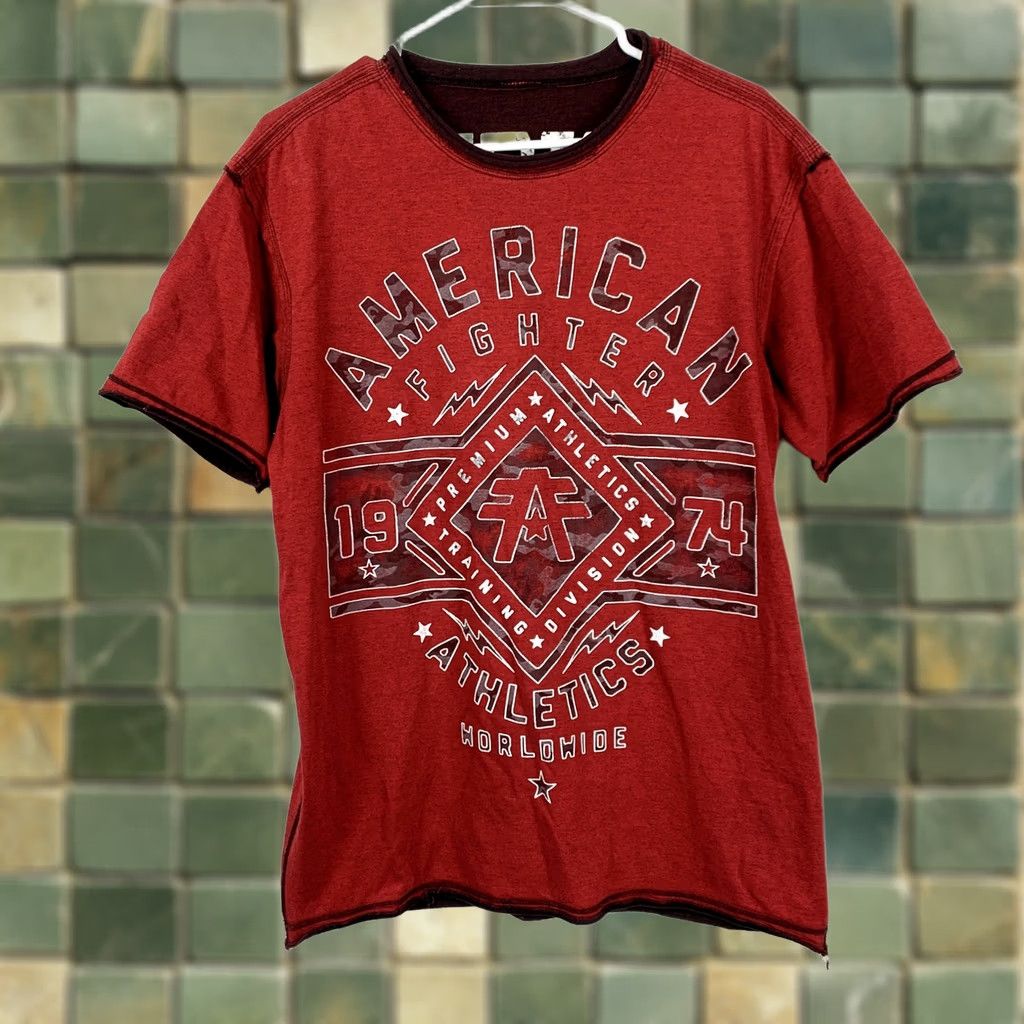 Vintage American Fighter T-Shirt Mens L Red Short Sleeve Graphic Print Tee MMA USA Fighter 90s Dock Distressed Raw Edge Graphic Double-Sided Crew Neck Size US L / EU 52-54 / 3 - 1 Thumbnail